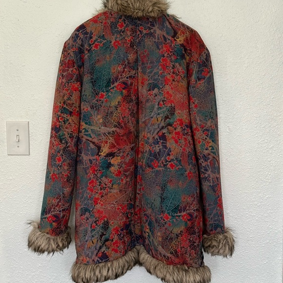 Handmade reversible faux fur coat - Picture 2 of 7